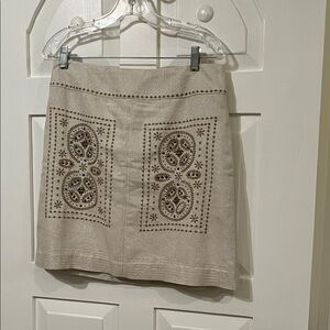 Elegant Beige Embroidered Skirt